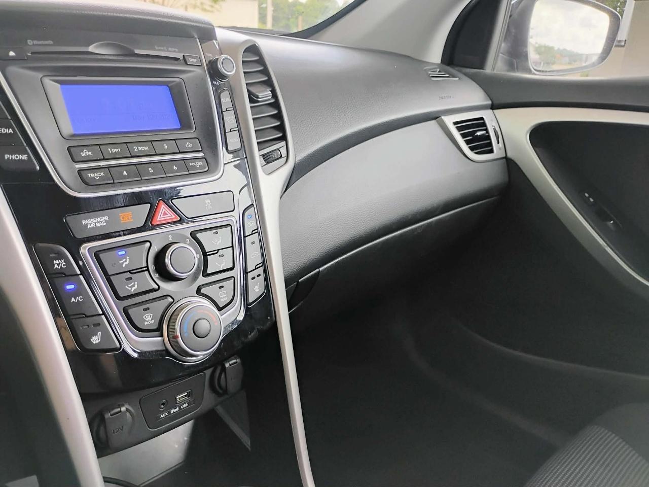 Hyundai Elantra GT 5dr HB Auto 2015