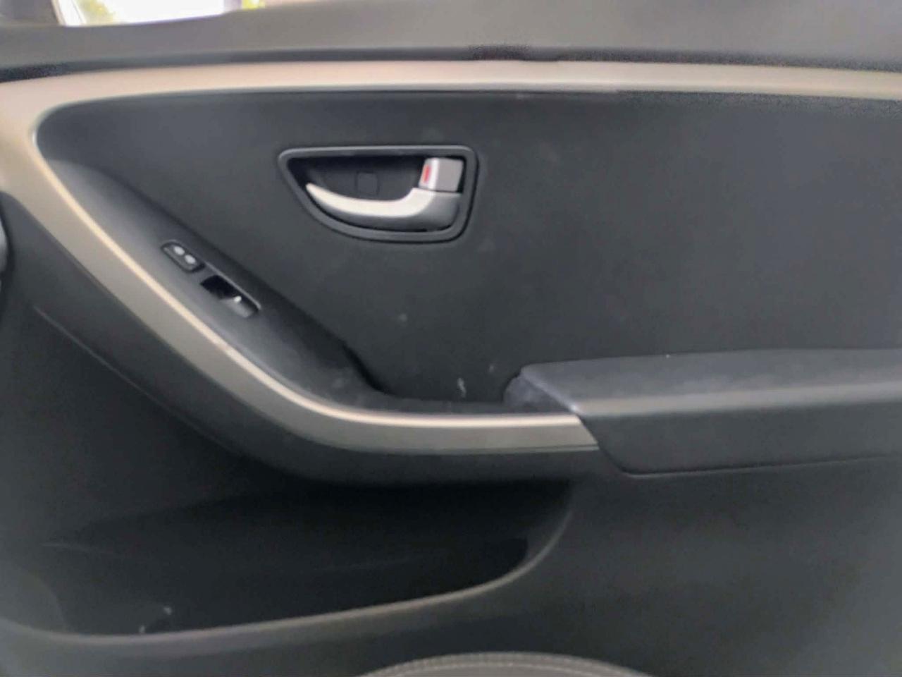 Hyundai Elantra GT 5dr HB Auto 2015