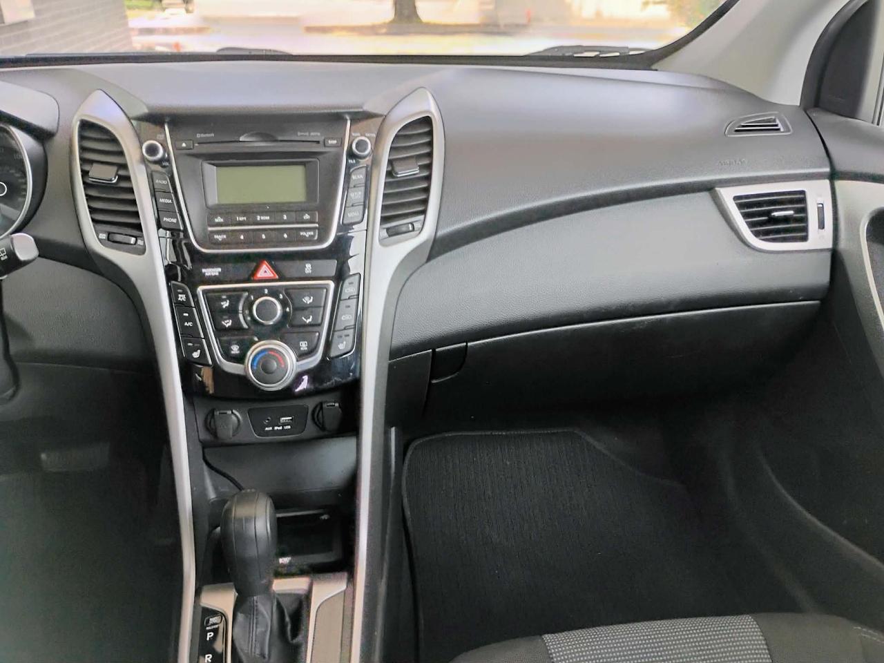 Hyundai Elantra GT 5dr HB Auto 2015