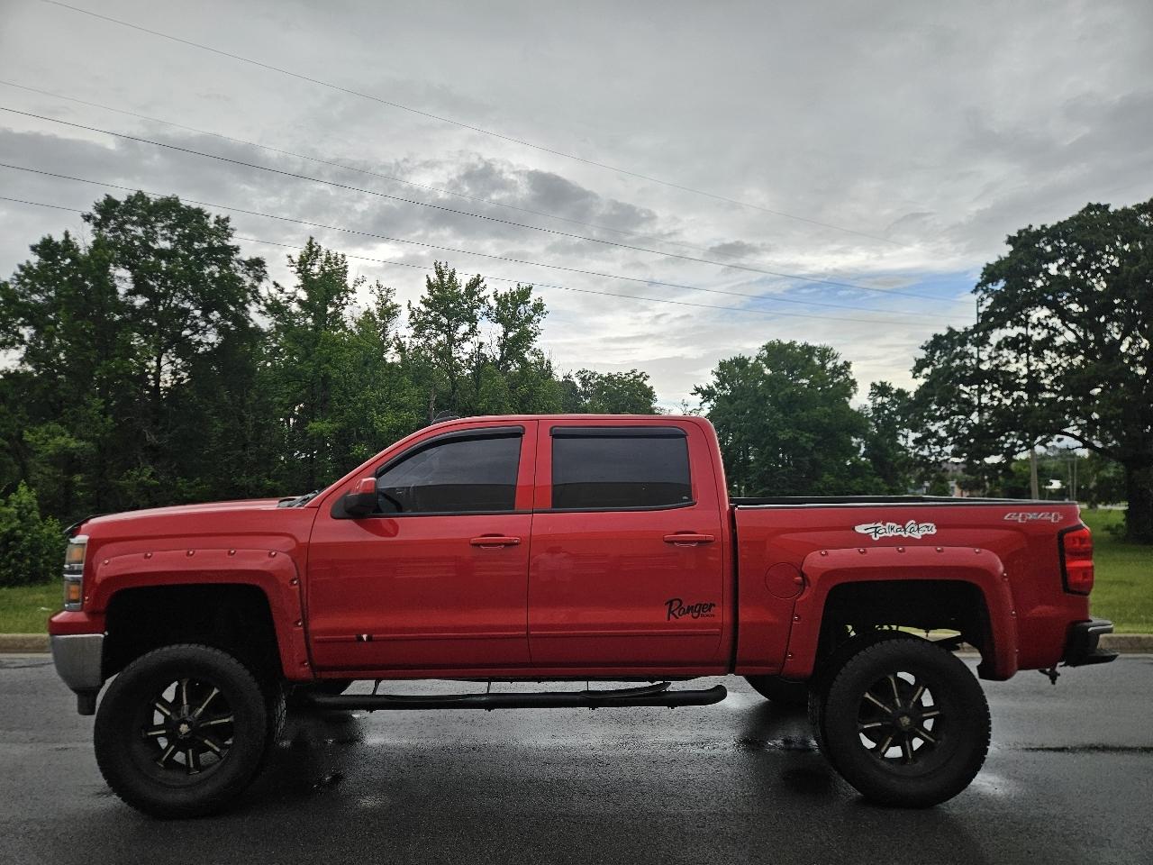 Chevrolet Silverado 1500 4WD Crew Cab 143.5" LT w/1LT 2015