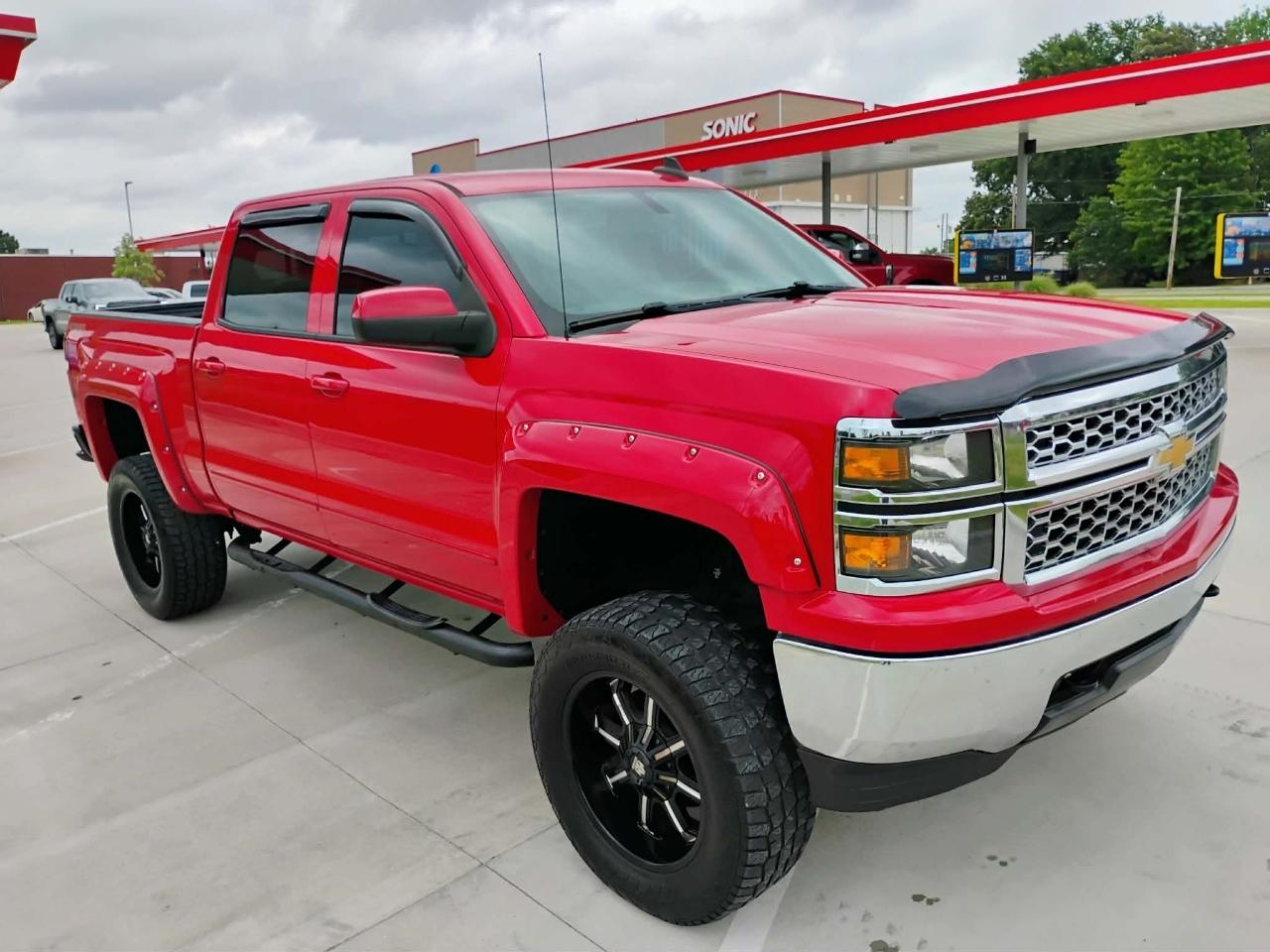 Chevrolet Silverado 1500 4WD Crew Cab 143.5" LT w/1LT 2015