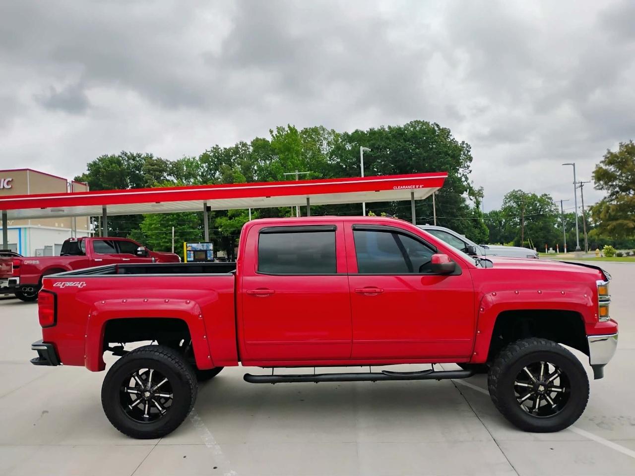 Chevrolet Silverado 1500 4WD Crew Cab 143.5" LT w/1LT 2015