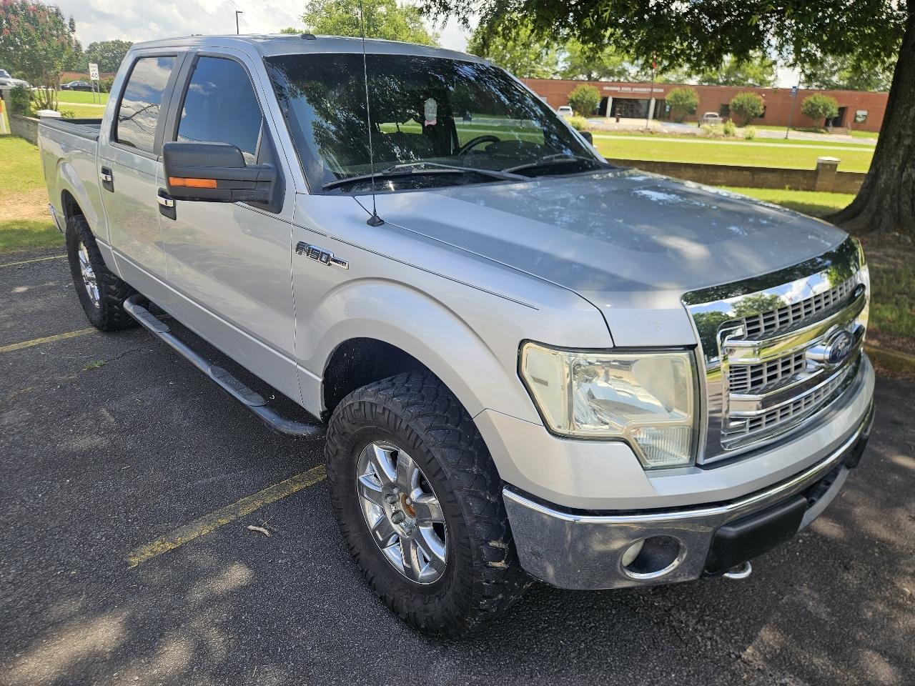 Ford F-150 4WD SuperCrew 139" XLT 2013