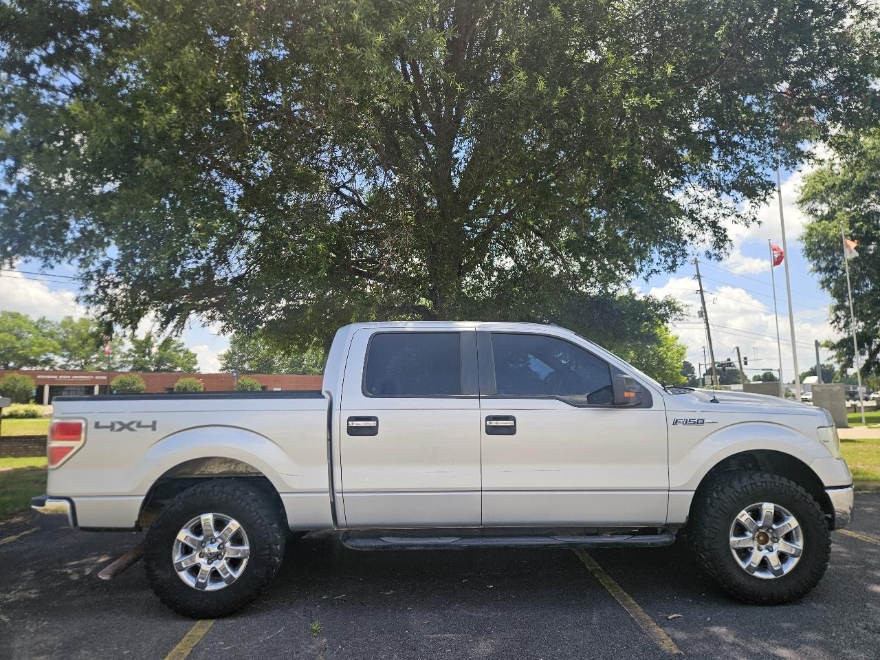 Ford F-150 4WD SuperCrew 139" XLT 2013