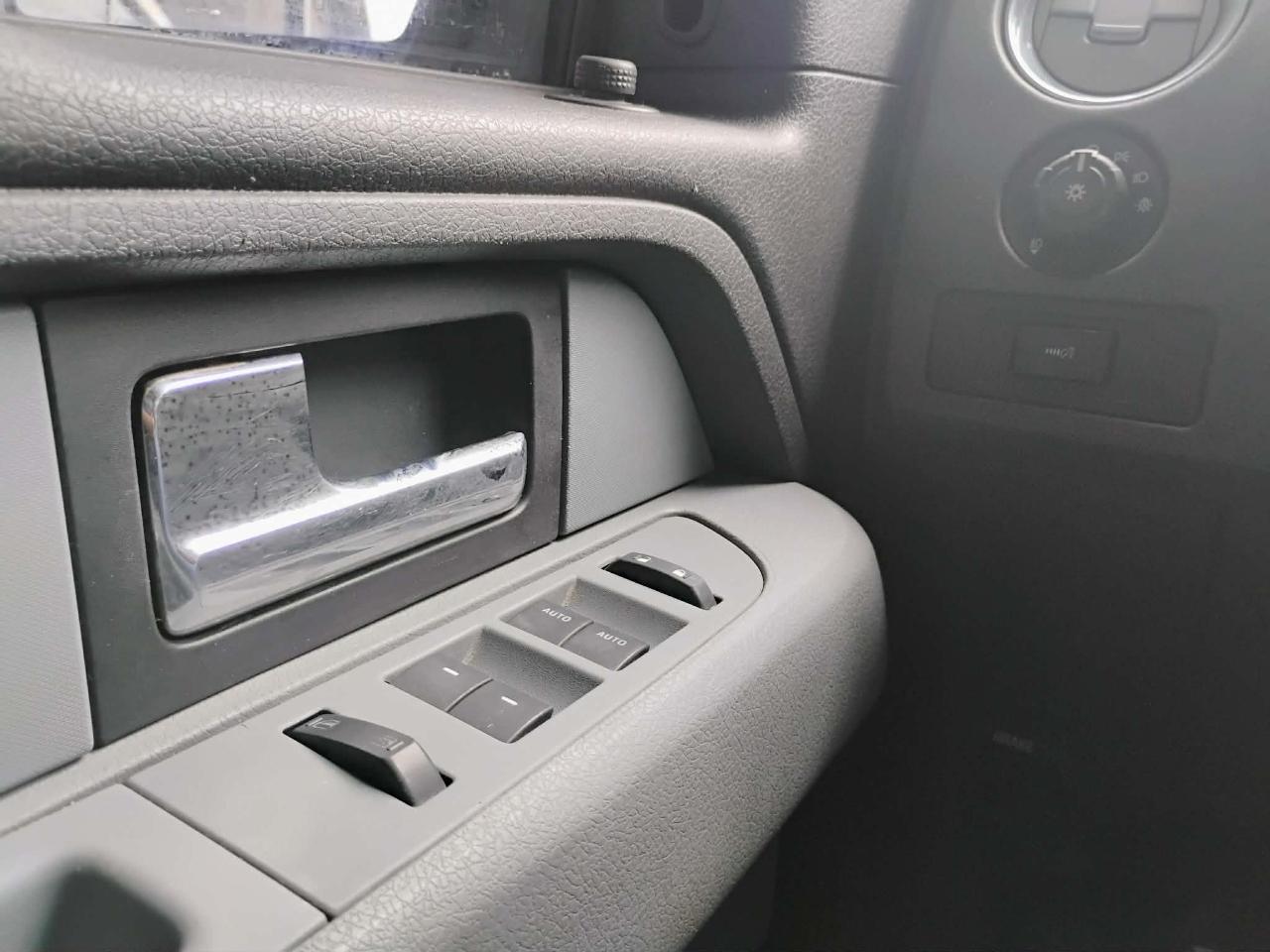 Ford F-150 4WD SuperCrew 139" XLT 2013