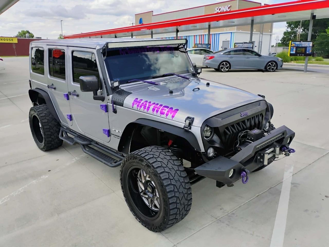 Jeep Wrangler Unlimited 4WD 4dr Sahara 2016