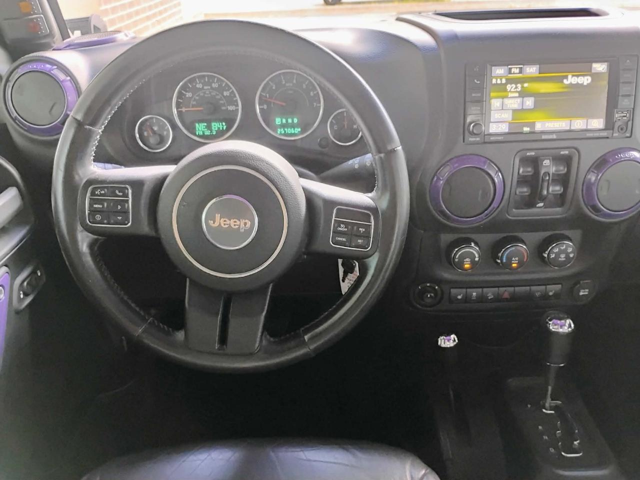 Jeep Wrangler Unlimited 4WD 4dr Sahara 2016