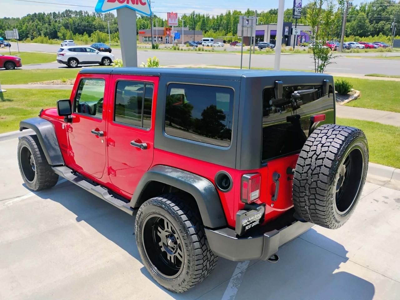 Jeep Wrangler Unlimited 4WD 4dr Sport 2015