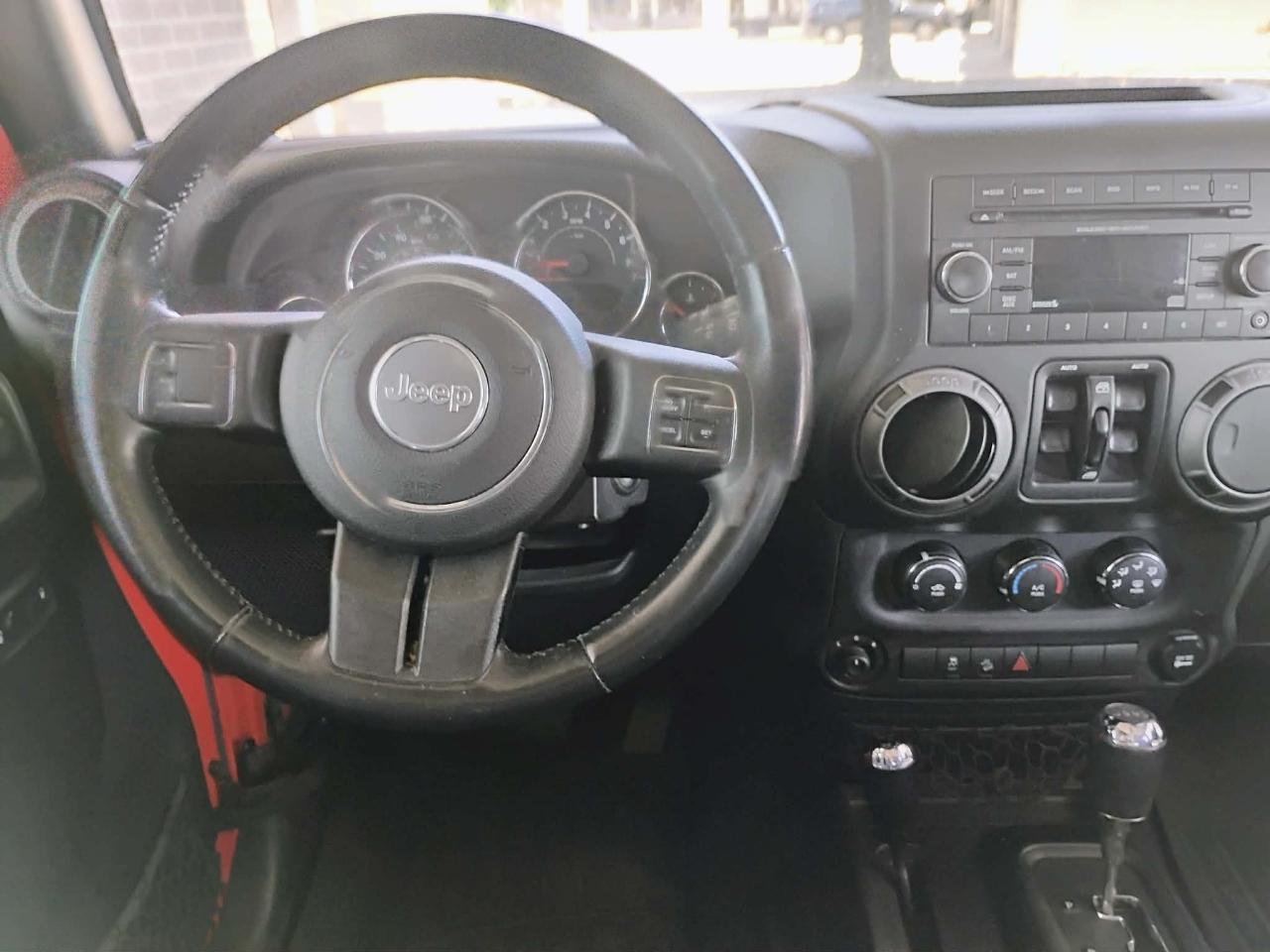 Jeep Wrangler Unlimited 4WD 4dr Sport 2015