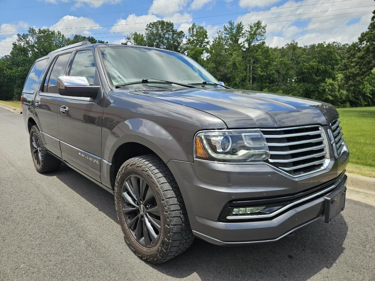 Lincoln Navigator 4WD 4dr Select 2016