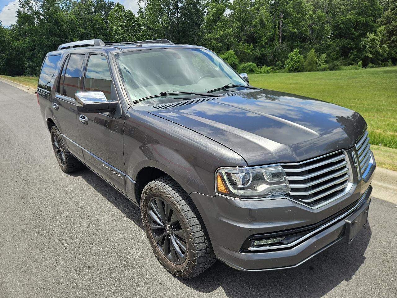 Lincoln Navigator 4WD 4dr Select 2016