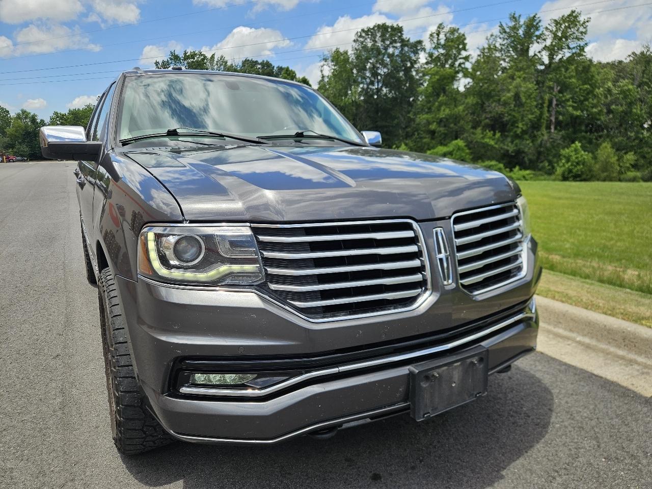 Lincoln Navigator 4WD 4dr Select 2016