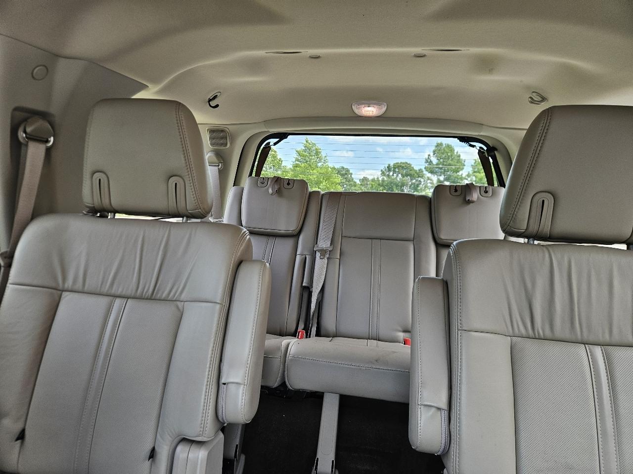 Lincoln Navigator 4WD 4dr Select 2016