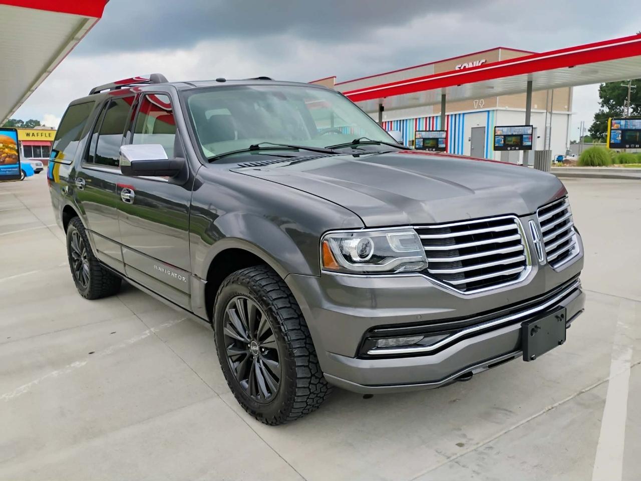 Lincoln Navigator 4WD 4dr Select 2016