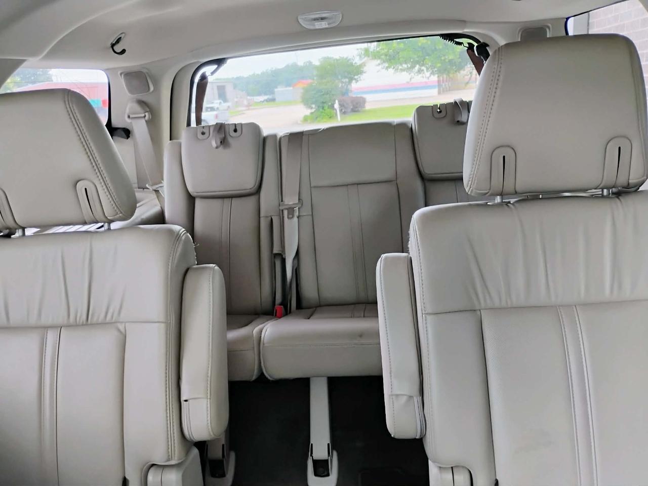 Lincoln Navigator 4WD 4dr Select 2016