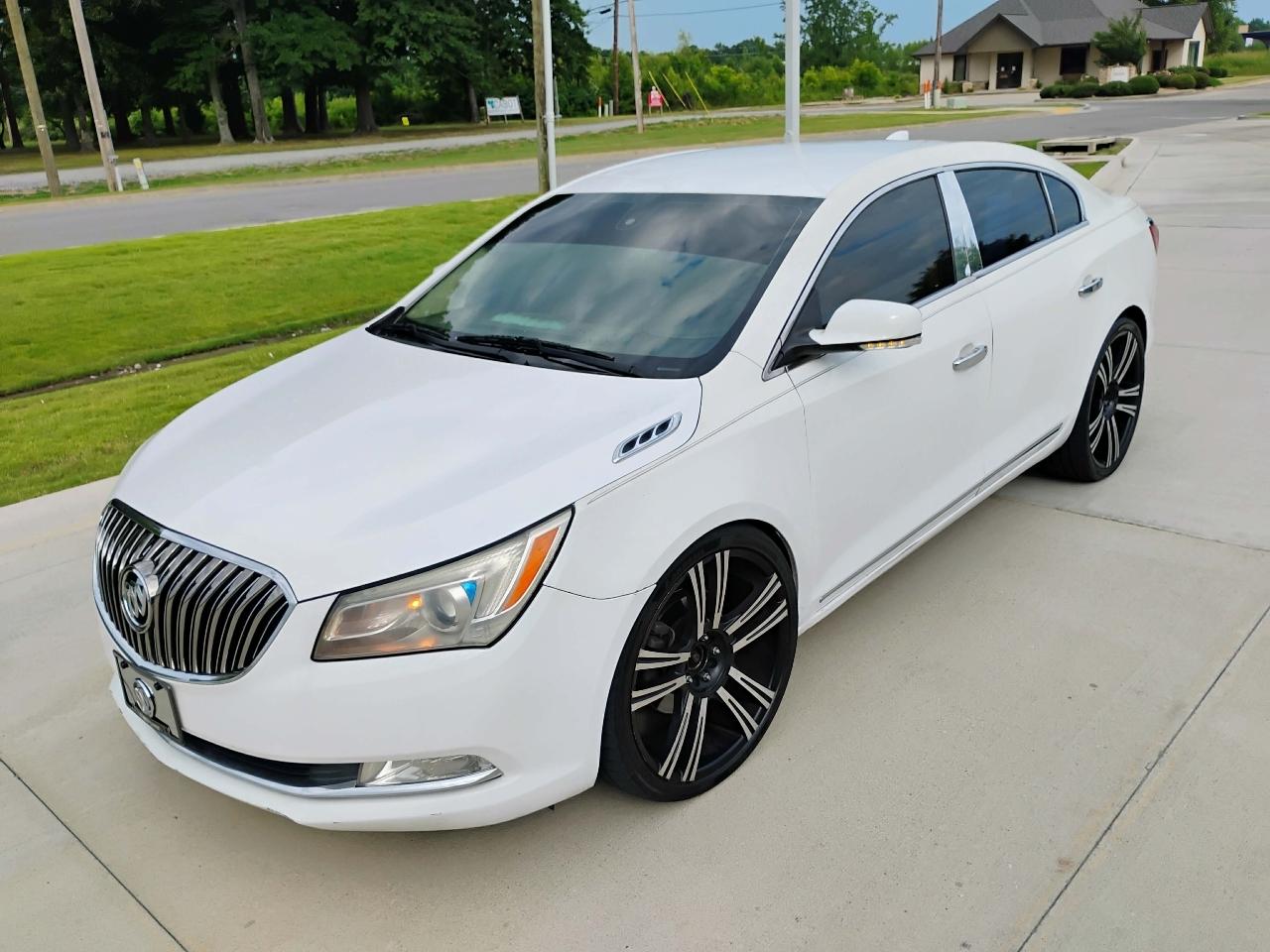 Buick LaCrosse 4dr Sdn Leather FWD 2015