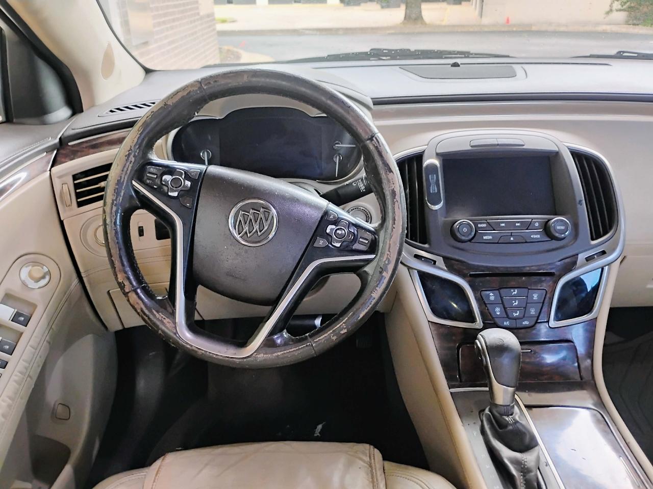 Buick LaCrosse 4dr Sdn Leather FWD 2015