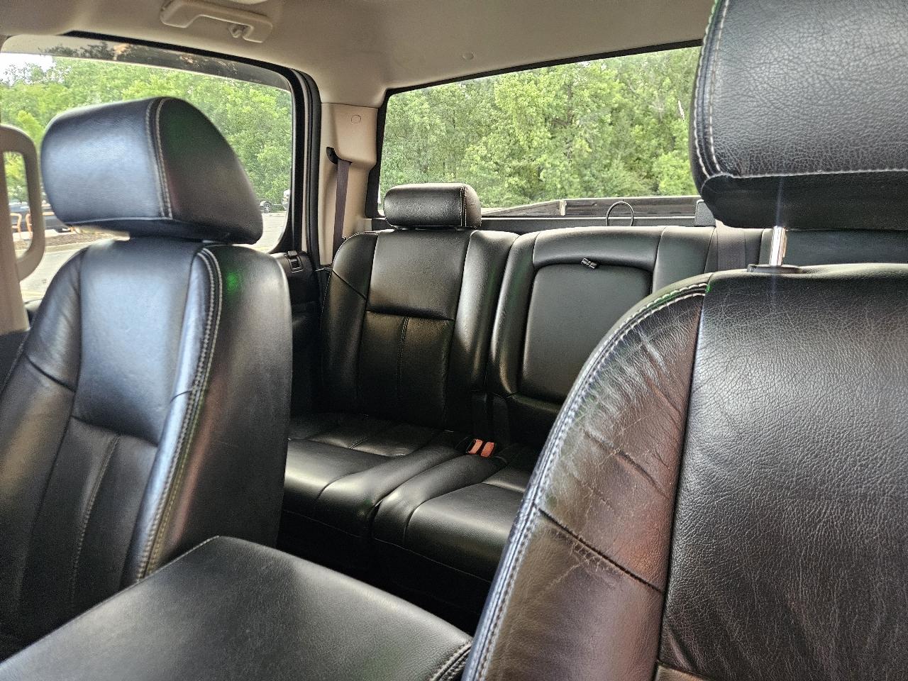 Chevrolet Silverado 1500 4WD Crew Cab 143.5" LT 2012