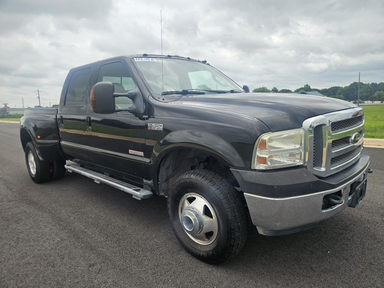 Ford Super Duty F-350 DRW Crew Cab 172" King Ranch 4WD 2004