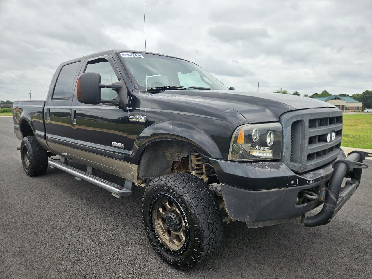 Ford Super Duty F-250 Crew Cab 156" Harley-Davidson 4WD 2005