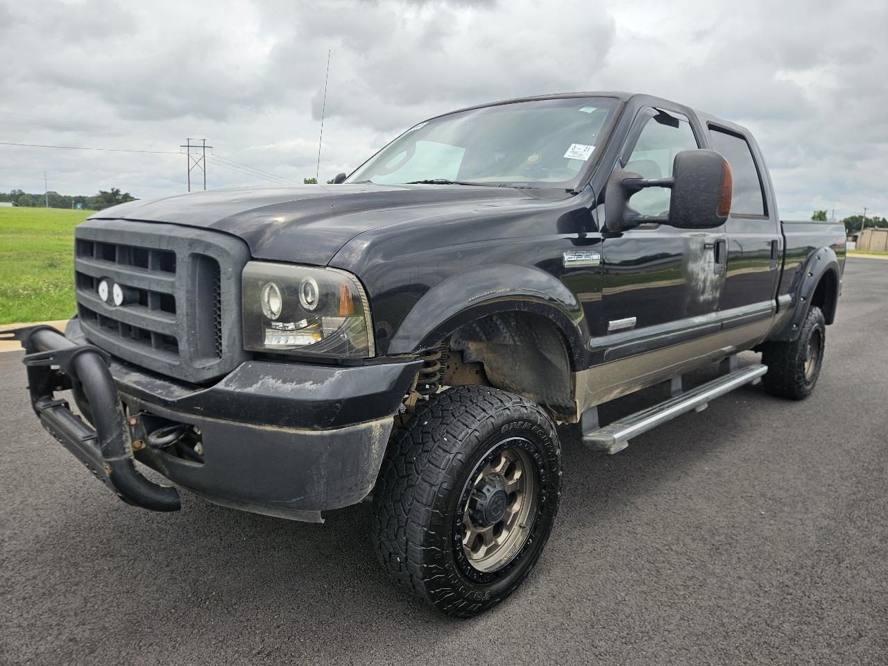 Ford Super Duty F-250 Crew Cab 156" Harley-Davidson 4WD 2005