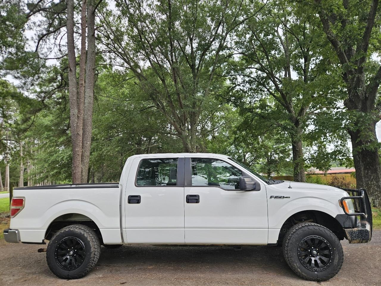  2014 Ford F-150 XLT SuperCrew 4WD   