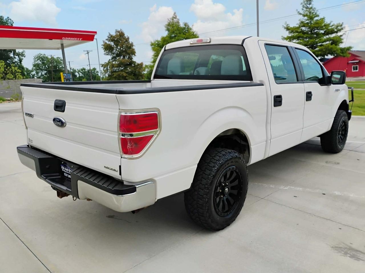 Ford F-150 4WD SuperCrew 139" XLT 2014