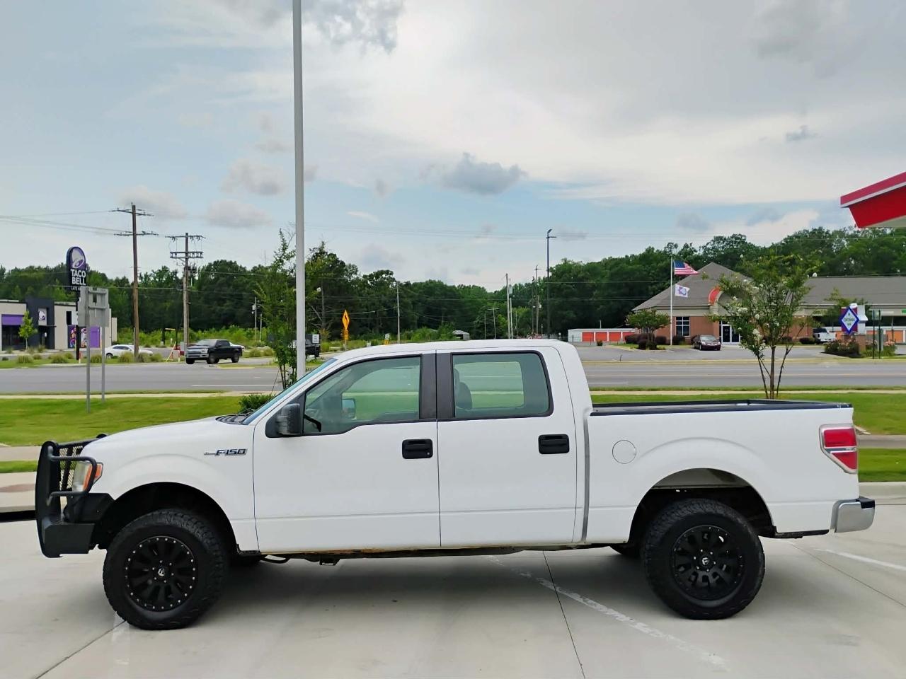 Ford F-150 4WD SuperCrew 139" XLT 2014