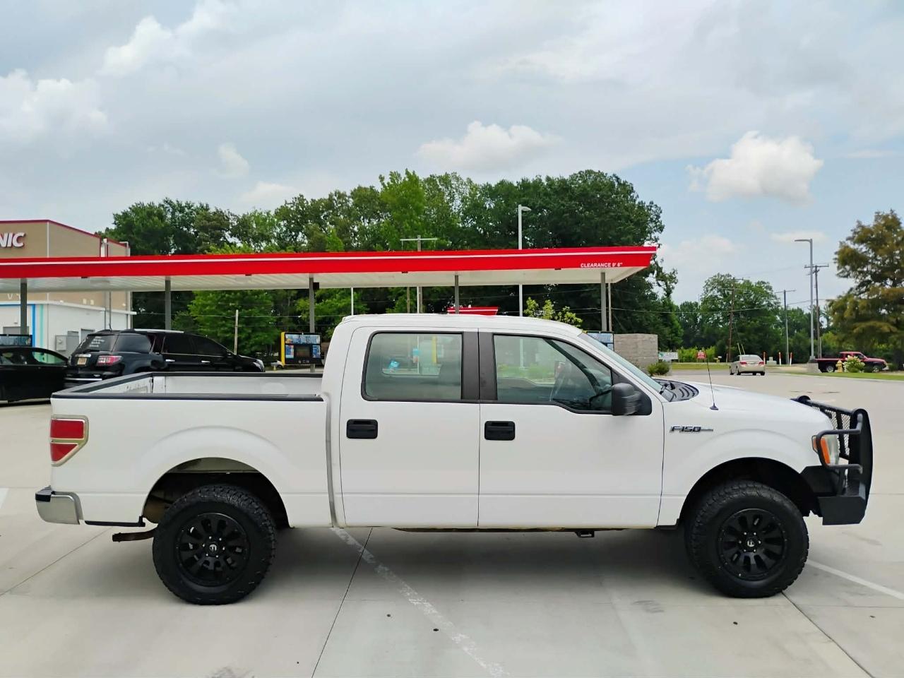 Ford F-150 4WD SuperCrew 139" XLT 2014
