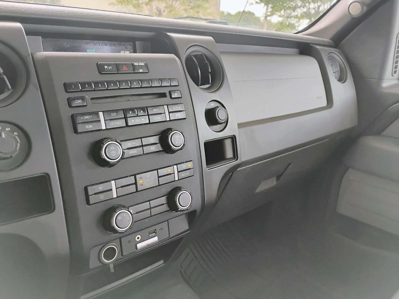 Ford F-150 4WD SuperCrew 139" XLT 2014