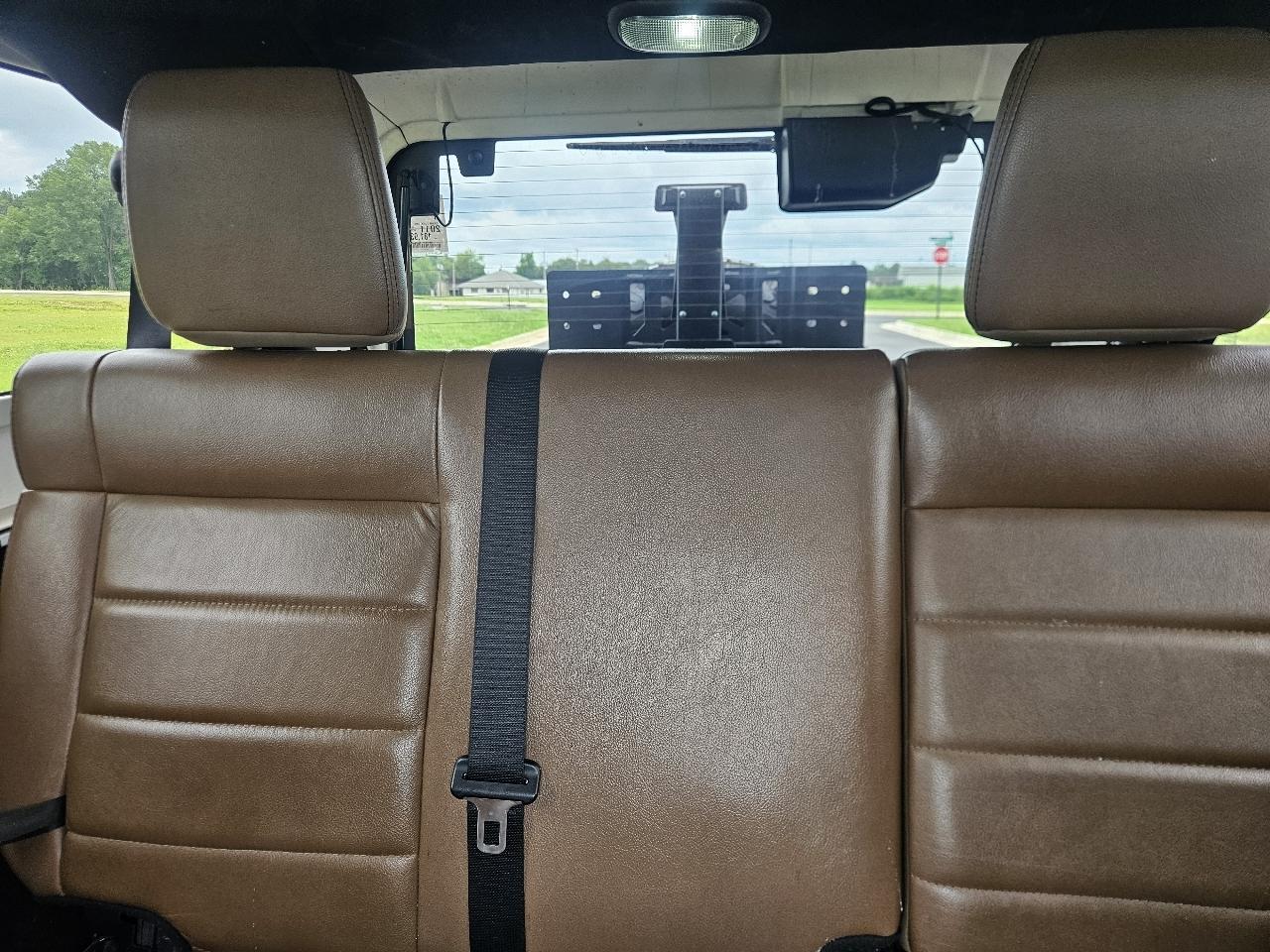 Jeep Wrangler Unlimited 4WD 4dr Sahara 2011