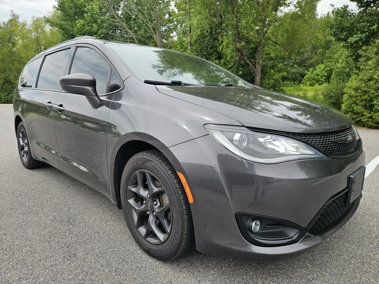 Chrysler Pacifica Touring L Plus FWD 2018