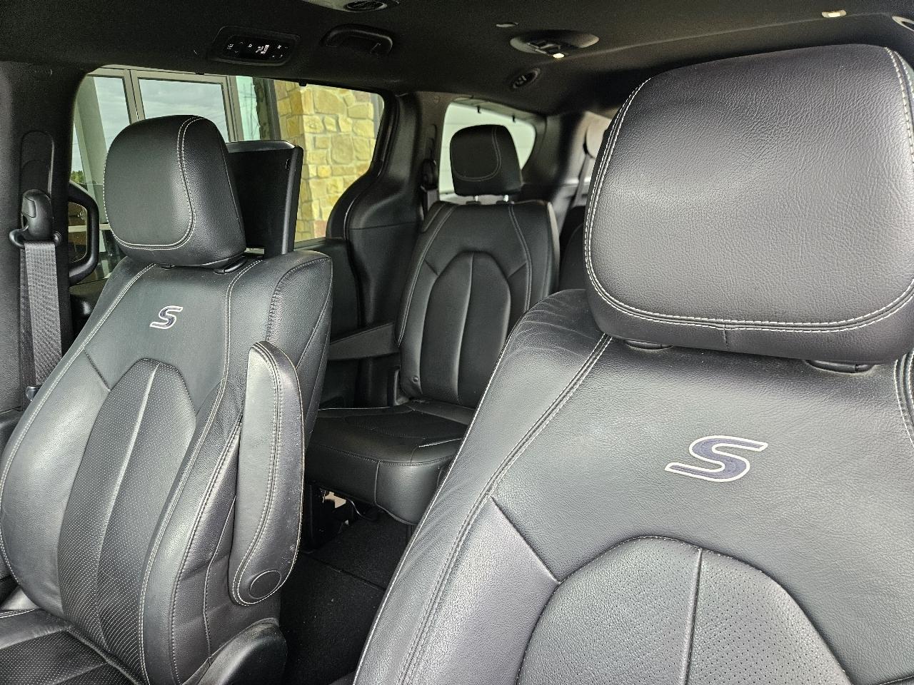 Chrysler Pacifica Touring L Plus FWD 2018