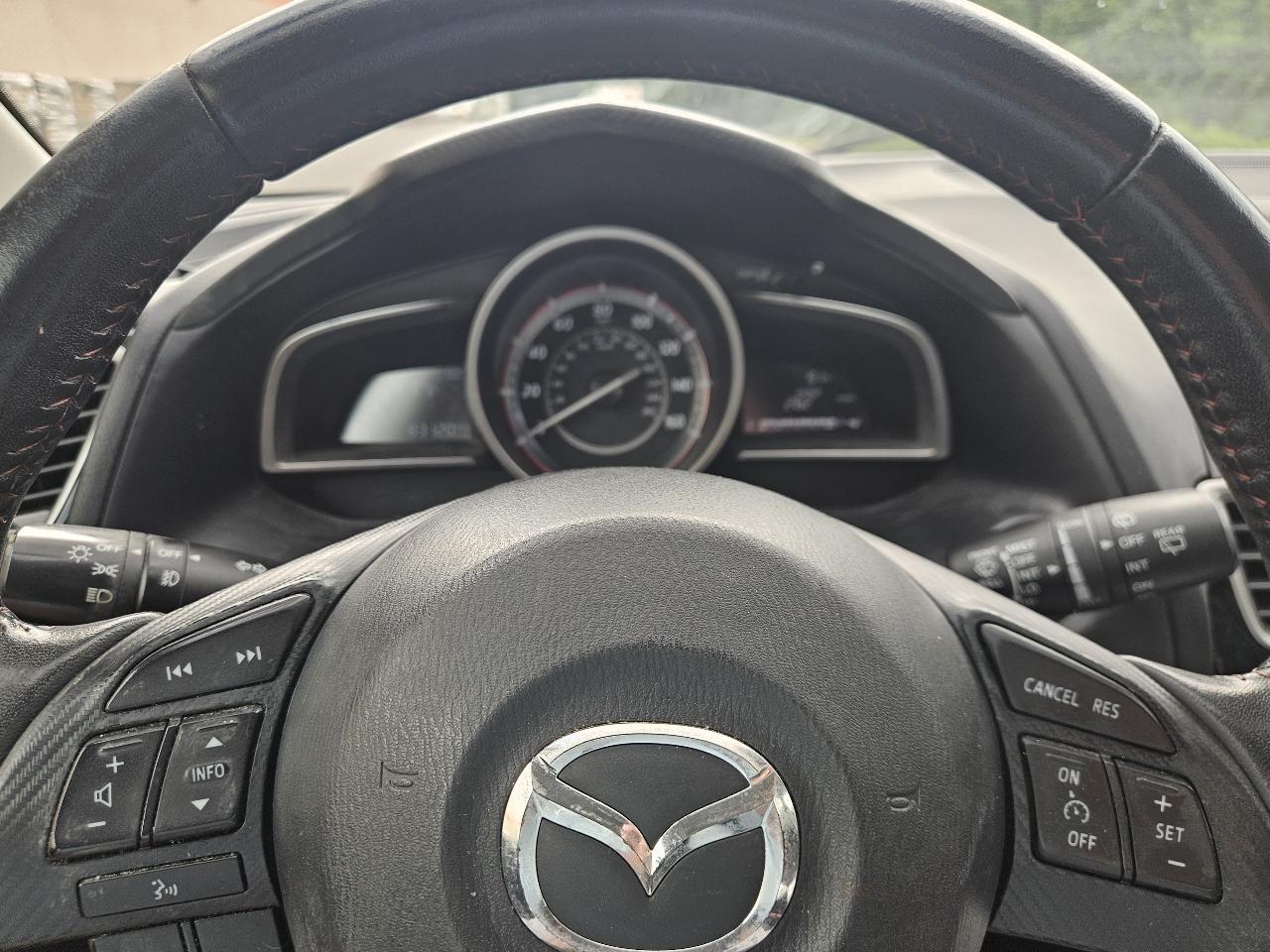 Mazda MAZDA3 5dr HB Man i Touring 2015