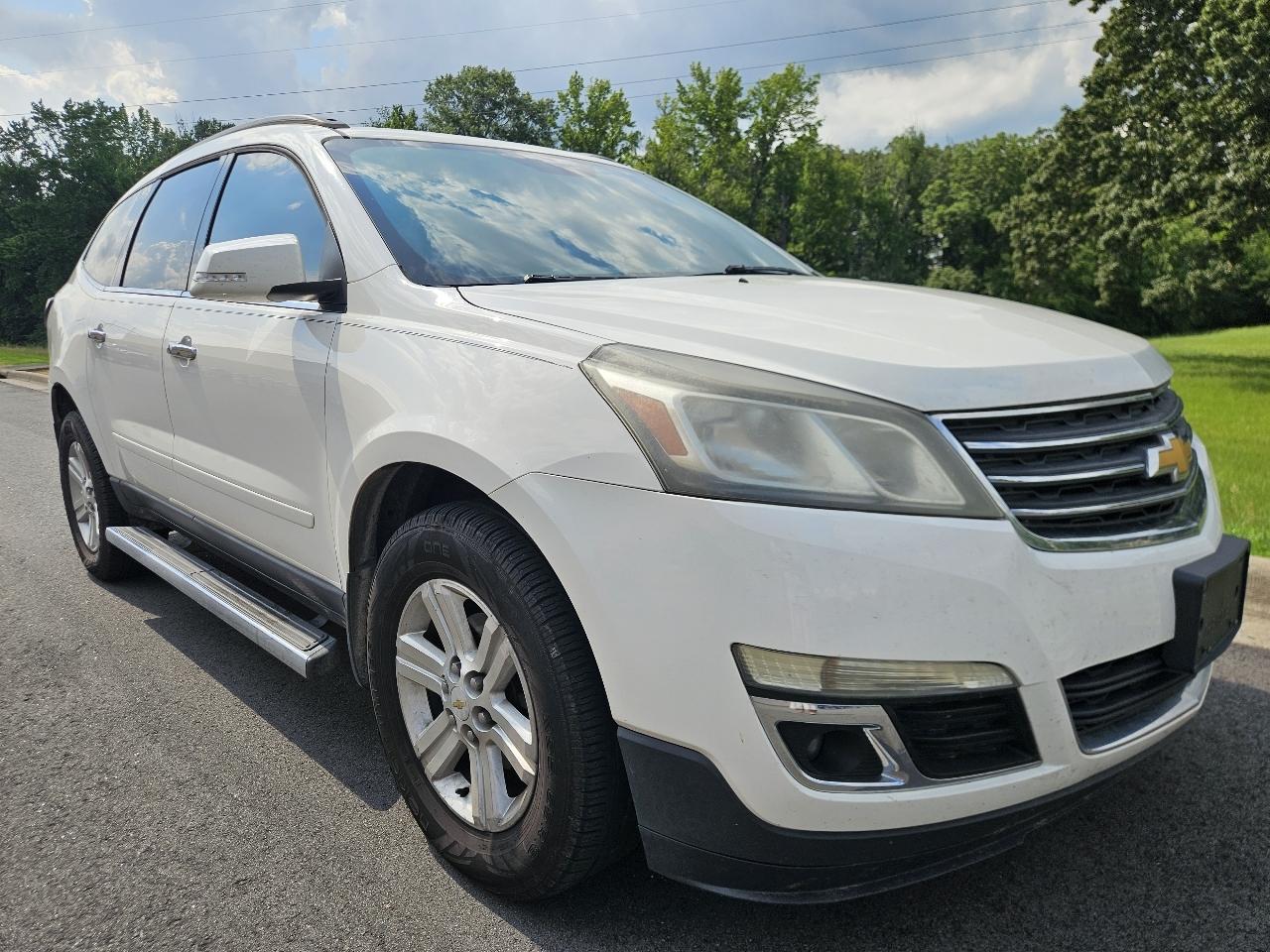 Chevrolet Traverse FWD 4dr LT w/2LT 2014