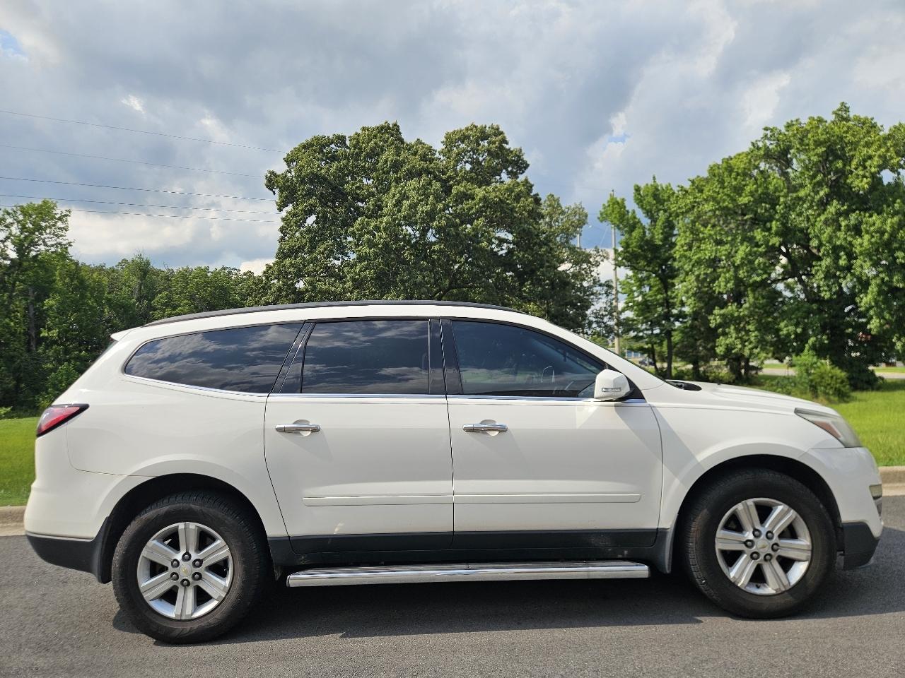 Chevrolet Traverse FWD 4dr LT w/2LT 2014