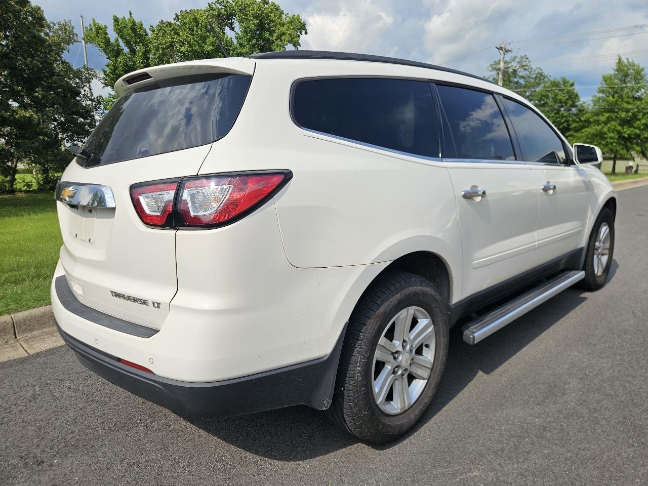 Chevrolet Traverse FWD 4dr LT w/2LT 2014