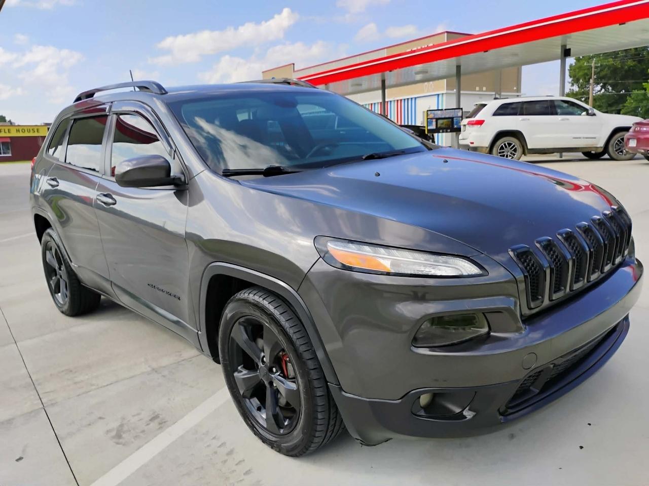 Jeep Cherokee FWD 4dr Altitude *Ltd Avail* 2016