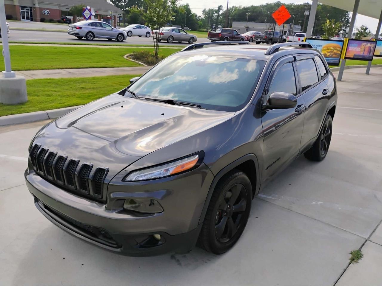 Jeep Cherokee FWD 4dr Altitude *Ltd Avail* 2016