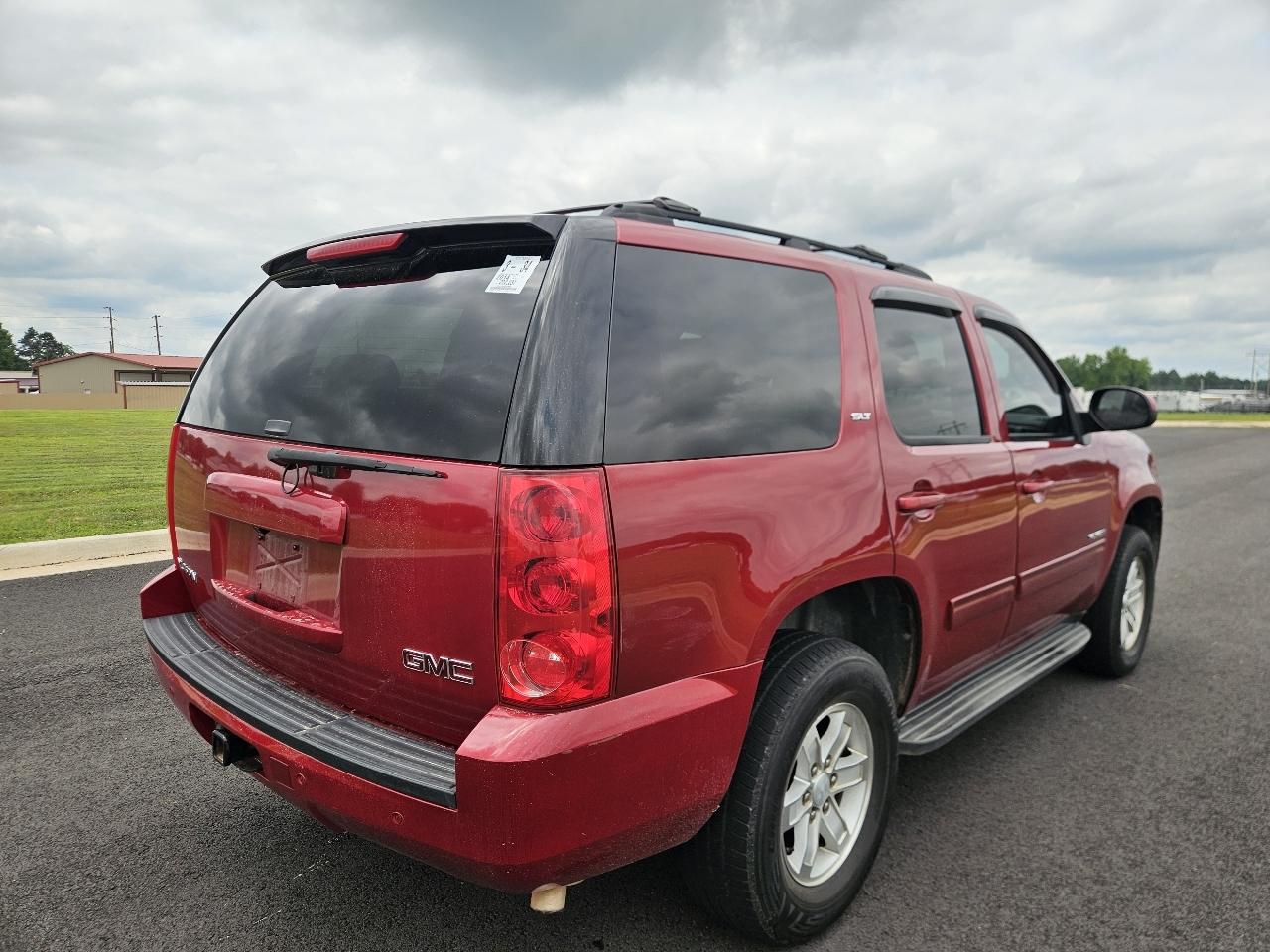 GMC Yukon 2WD 4dr SLT 2014