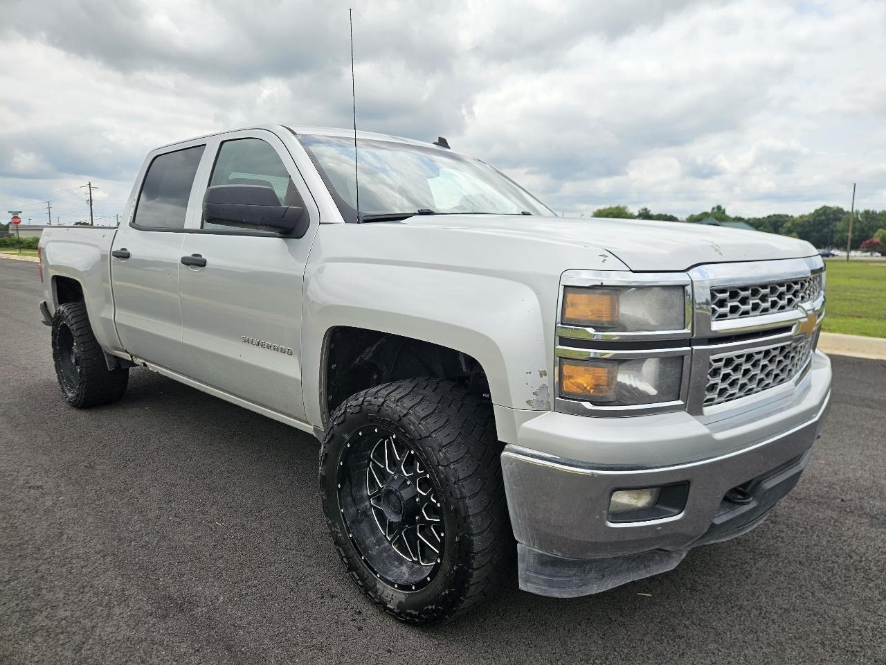 2014 Chevrolet Silverado 1500 4WD Crew Cab 143.5" LT w/1LT