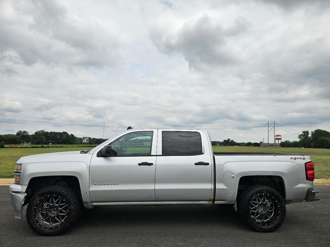 Chevrolet Silverado 1500 4WD Crew Cab 143.5" LT w/1LT 2014