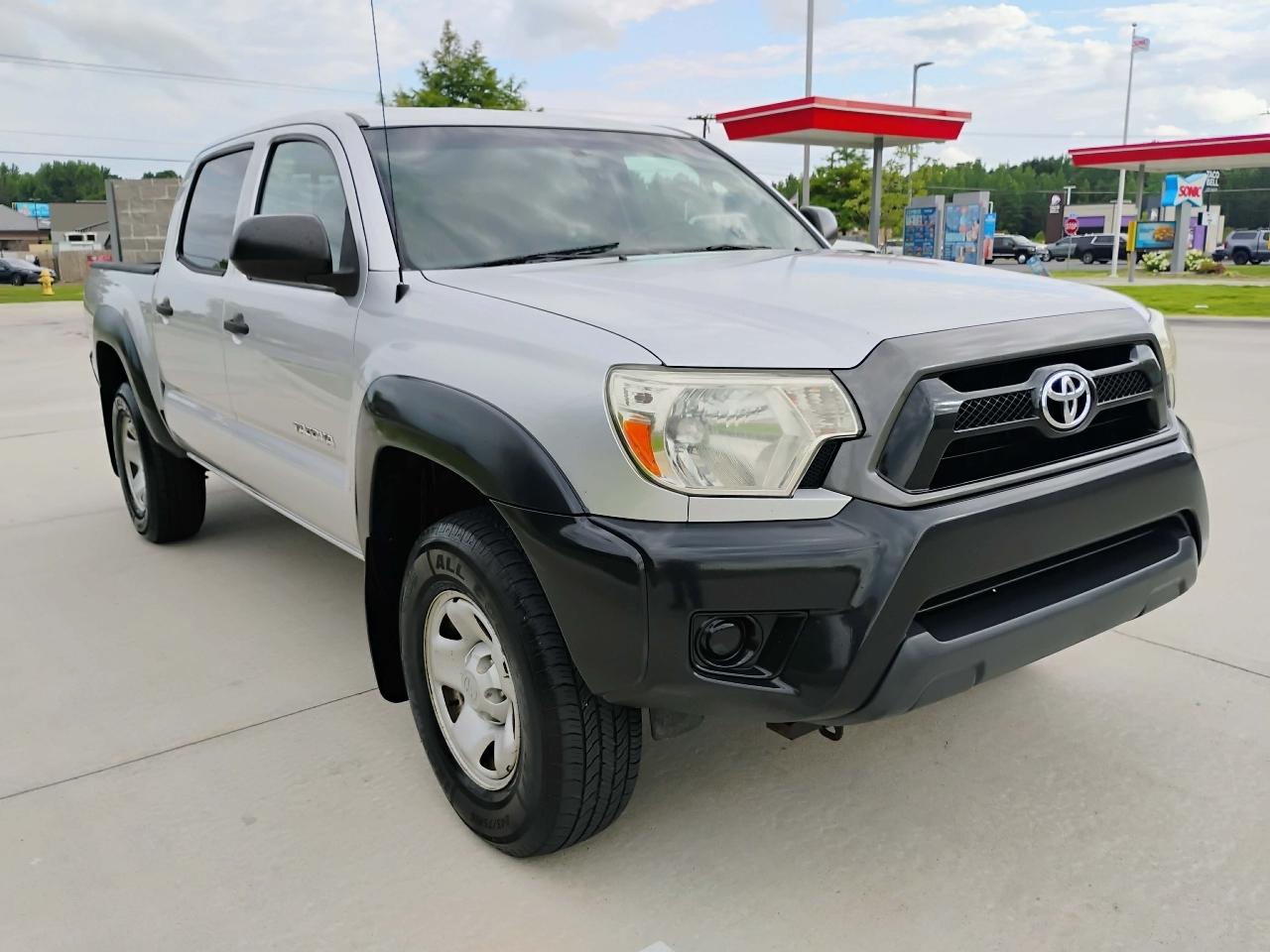 Toyota Tacoma 4WD Double Cab V6 MT (Natl) 2013