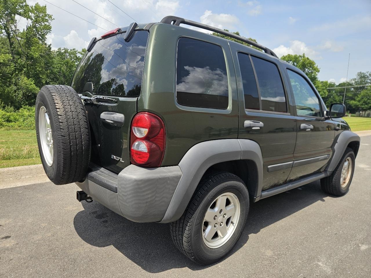 Jeep Liberty 4dr Sport 4WD 2006