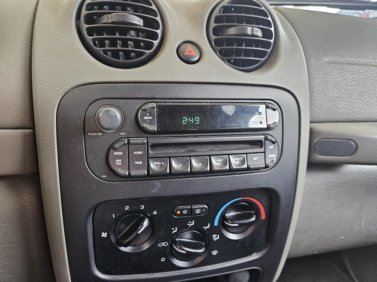 Jeep Liberty 4dr Sport 4WD 2006