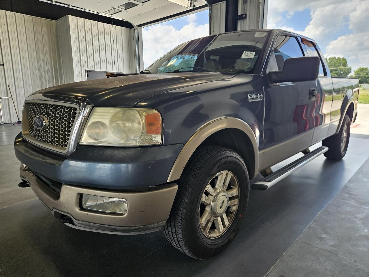 Ford F-150 4WD SuperCab 145" Lariat 2004