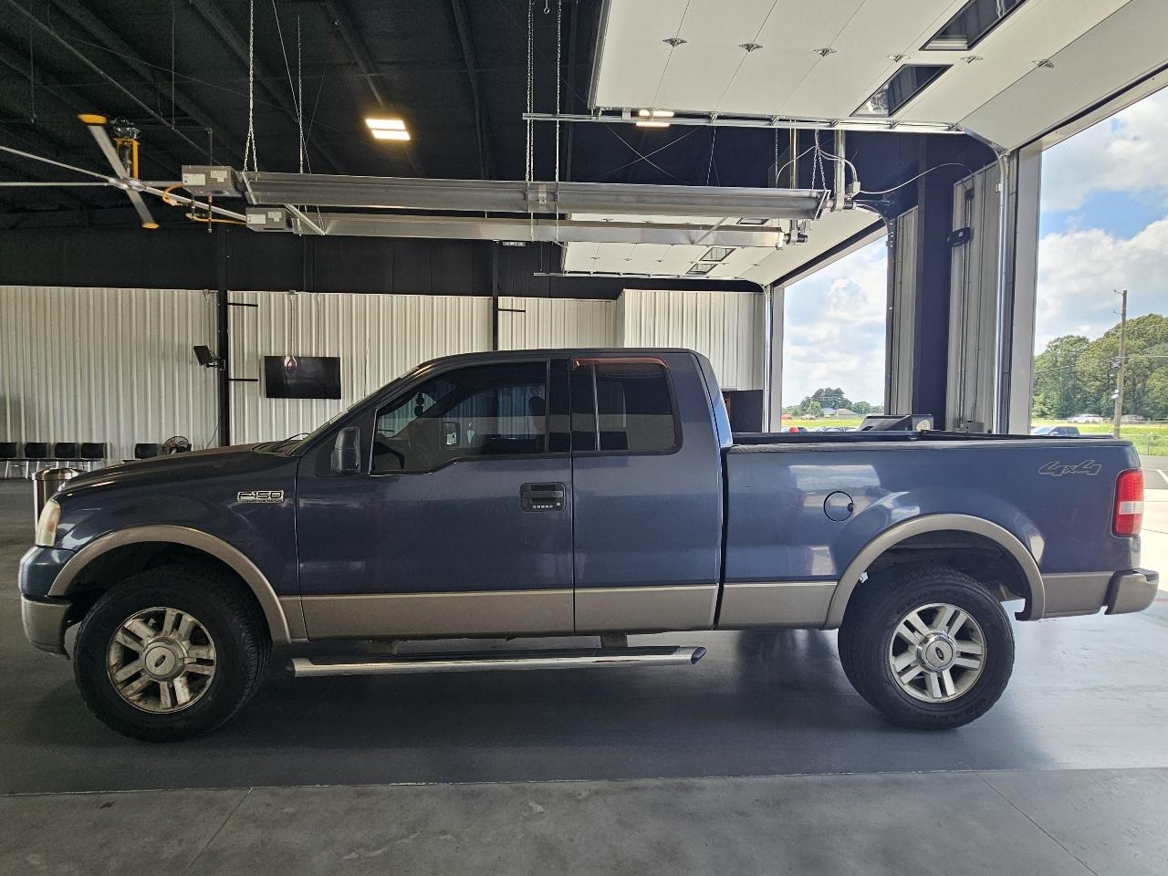 Ford F-150 4WD SuperCab 145" Lariat 2004
