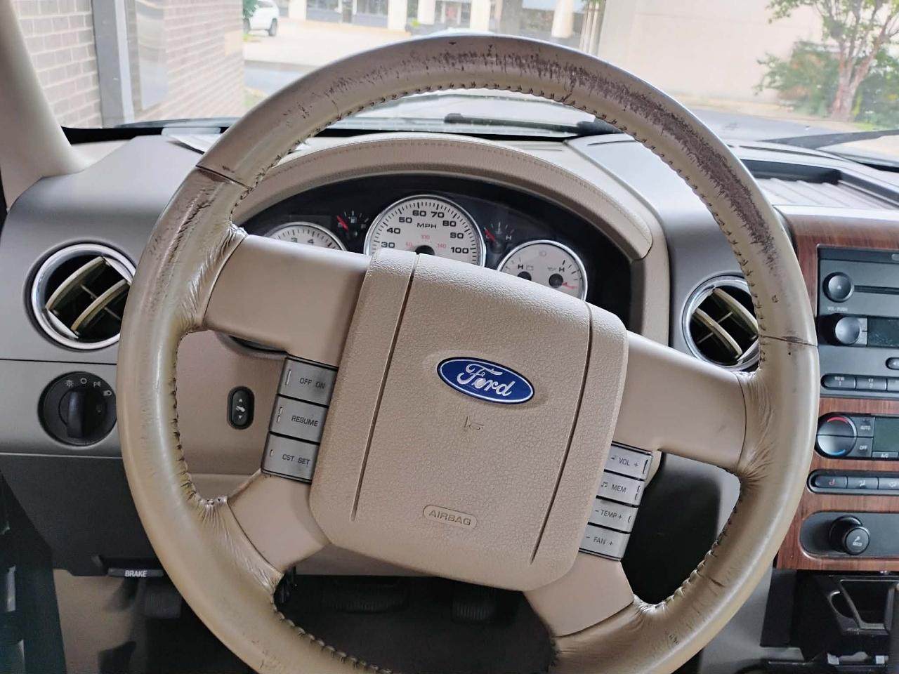 Ford F-150 4WD SuperCab 145" Lariat 2004