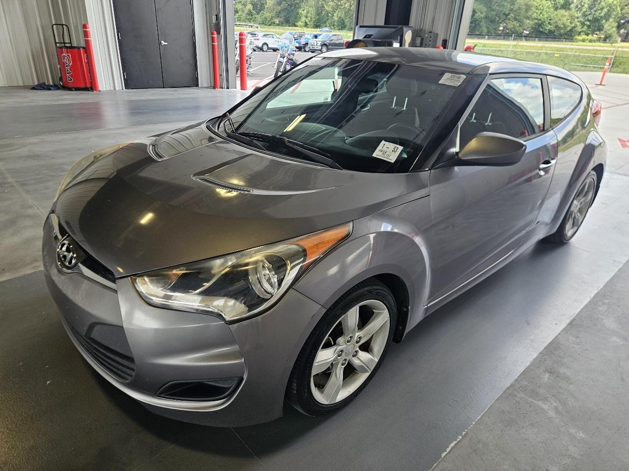 Hyundai Veloster 3dr Cpe Auto w/Black Int 2014