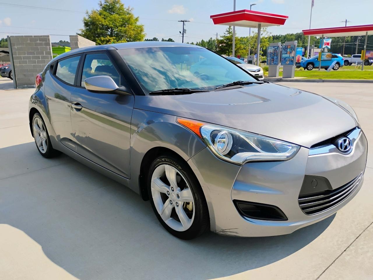 Hyundai Veloster 3dr Cpe Auto w/Black Int 2014